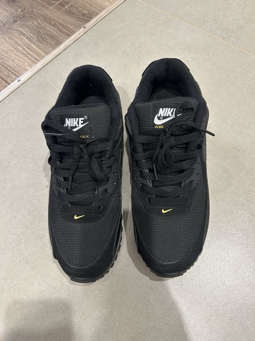 Мужские кроссовки