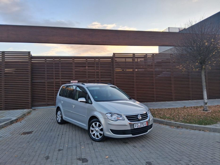 Volkswagen Touran Facelift 2009