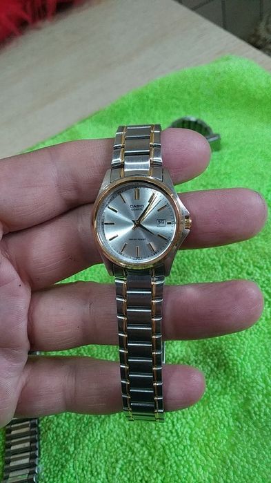 Продам часы CASIO