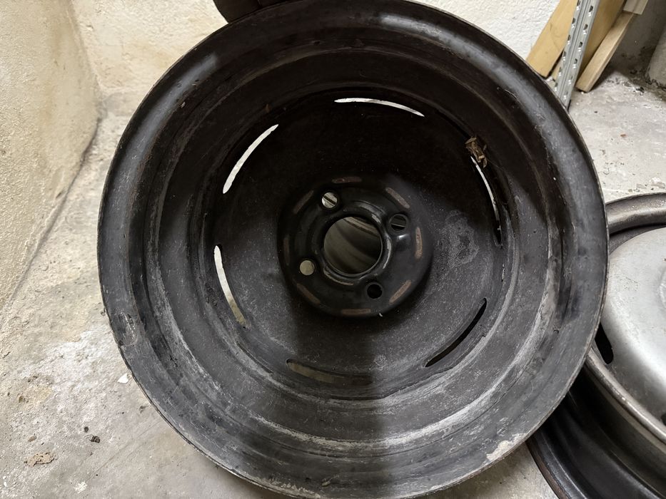 Оригинални Джанти 13 цола 4х100 за -VW/AUDI/SEAT/VAG- 5,5Jx13H2, ET38