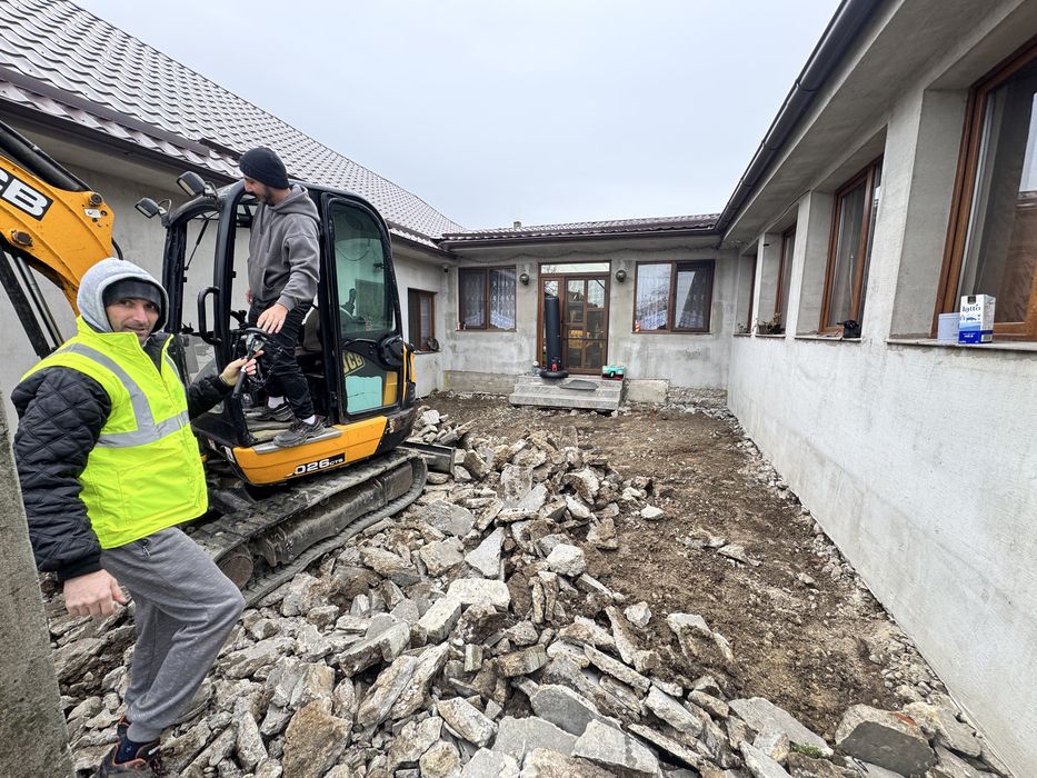 Amanajare curti cu pavaj