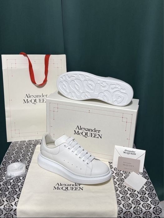 Sneakers Alexander Mcqueen full white Calitate premium