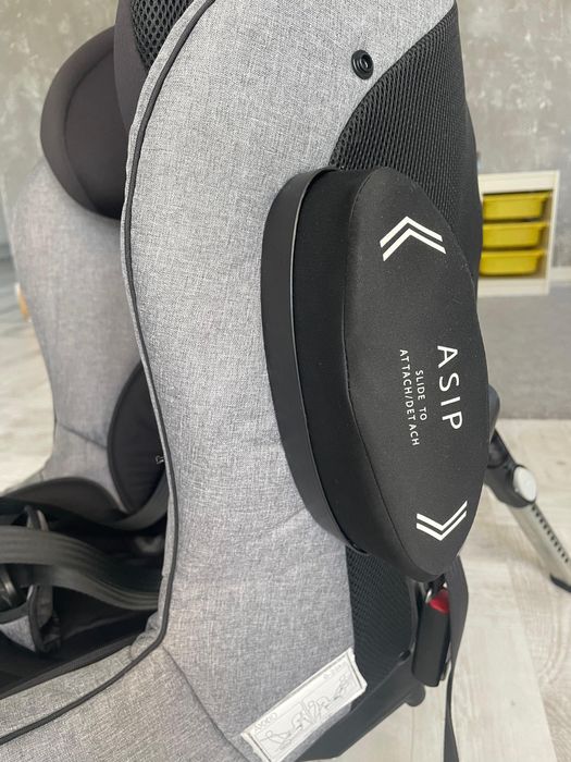 Vand scaun auto rear faceing Axkid