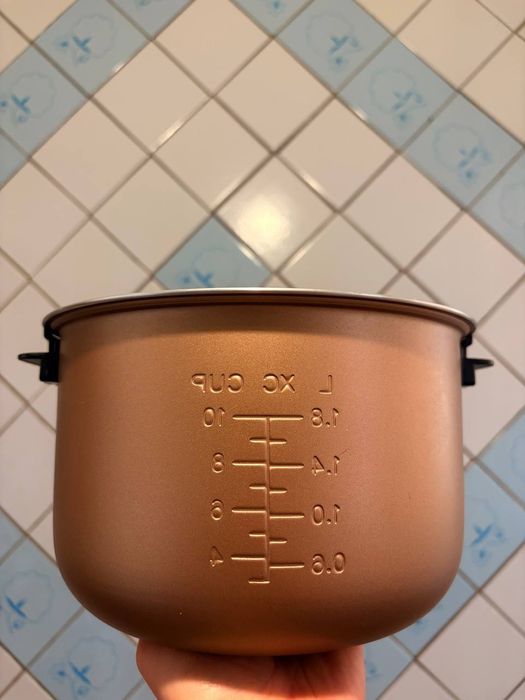 Продам мультиварку Redmond