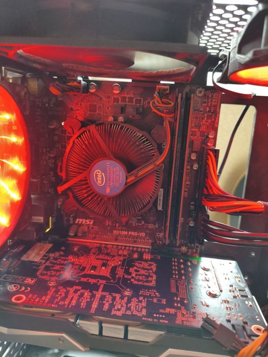 Компютър 1060 3Gb i5 8400