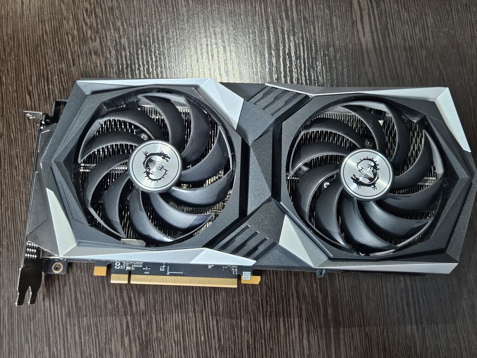 Видеокарта Radeon RX6600xt