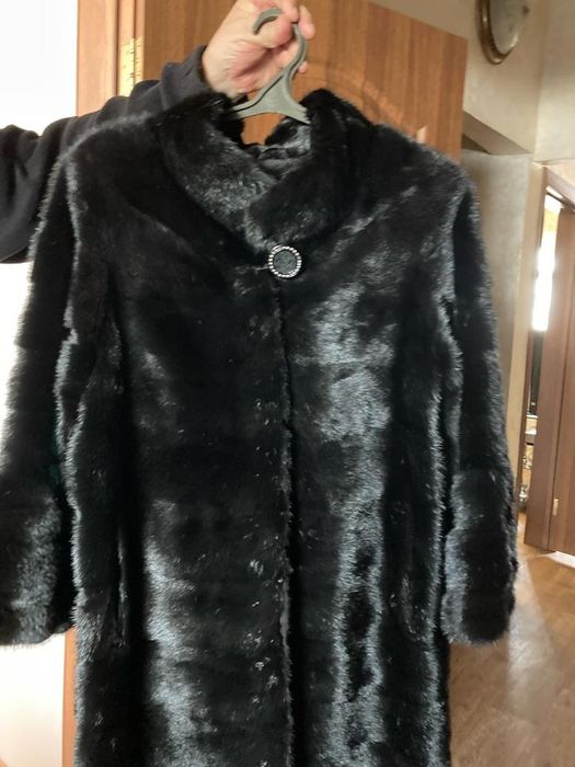 Продам норковую шубу