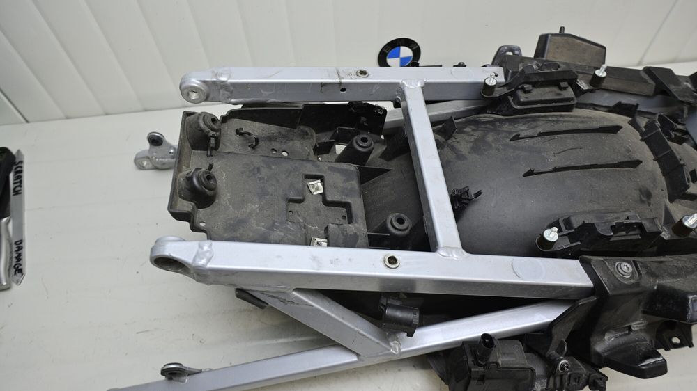Cadru Codita Spate Cu Undertail Si Suporti Bagaj BMW R1200RT /