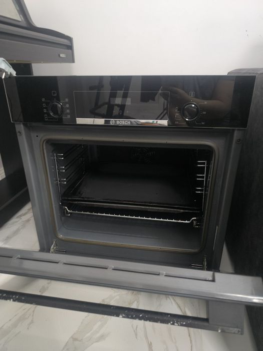Продам духовой шкаф Bosch