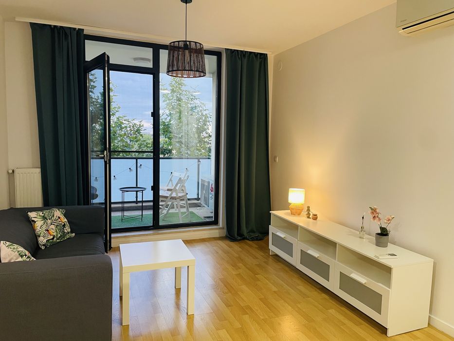 Direct proprietar: Inchiriez Apartament 2 camere (loc de parcare inclus)