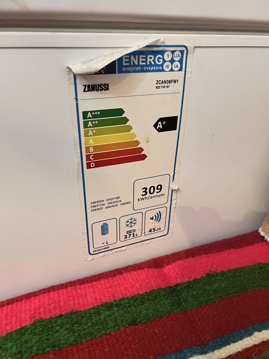 Lada frigorifica Zanussi 270/ 360 litri