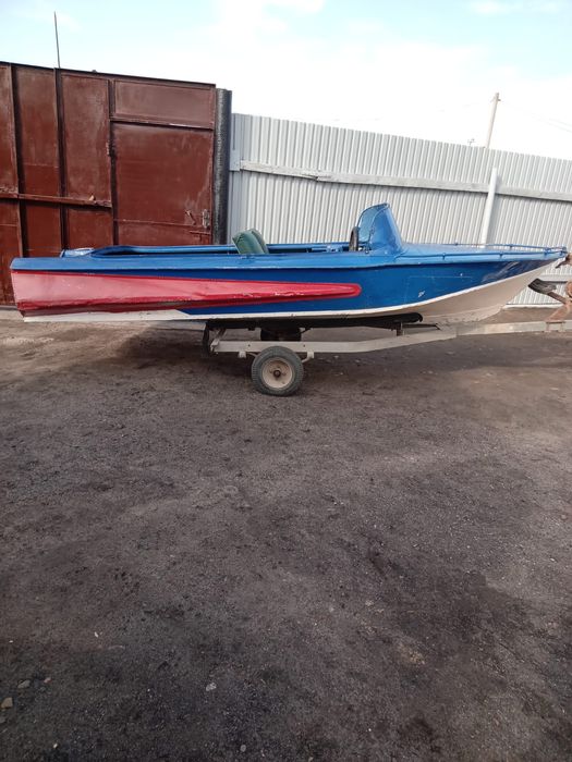 Продам  мотолодку Обь 1 с мотором