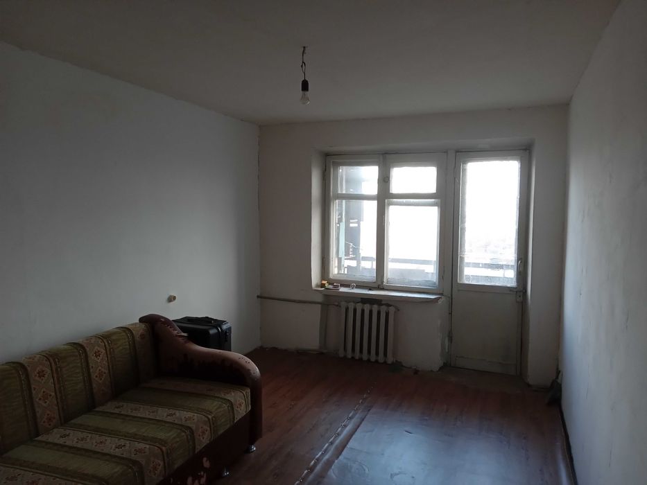 Продам трёхкомнатную квартиру