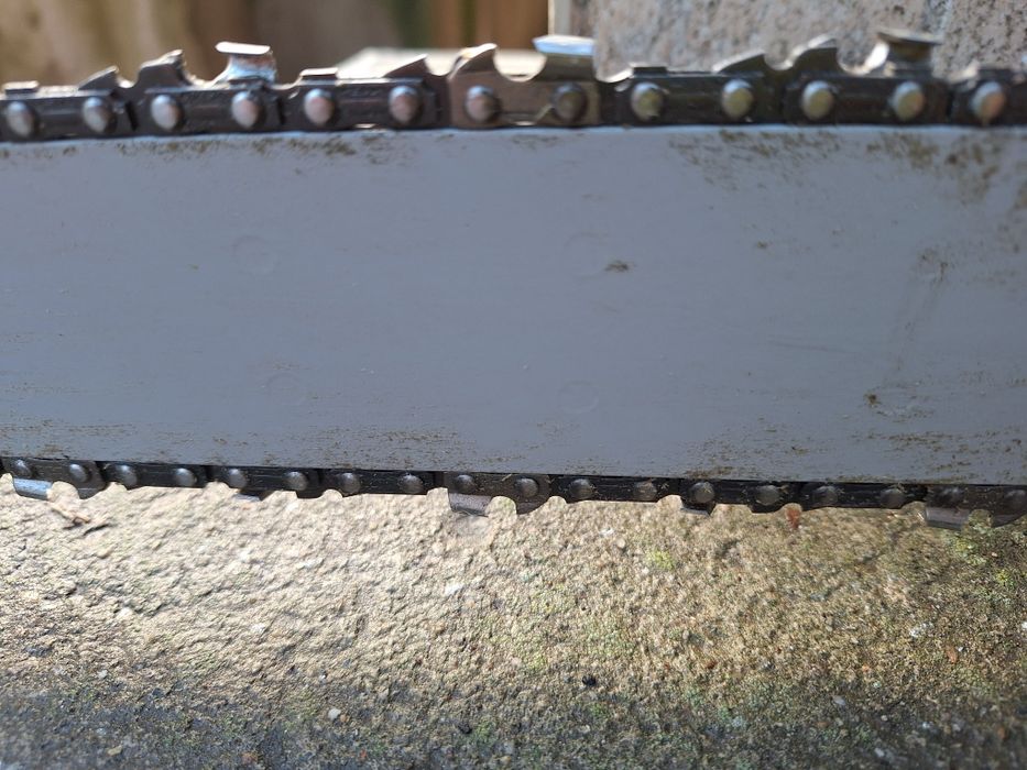 2 броя електрически верижни триони Raider