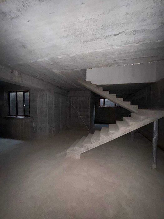 Mehnat Uchaska 1.25 sotok 6 xona