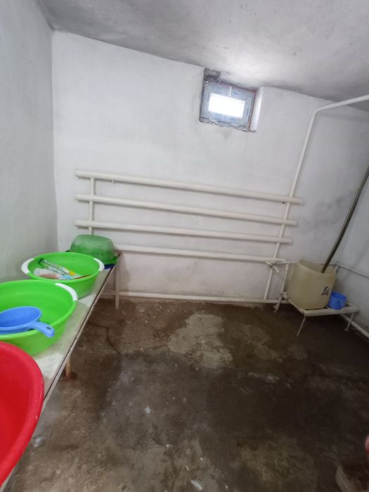 Uy sotiladi/ Дом продается