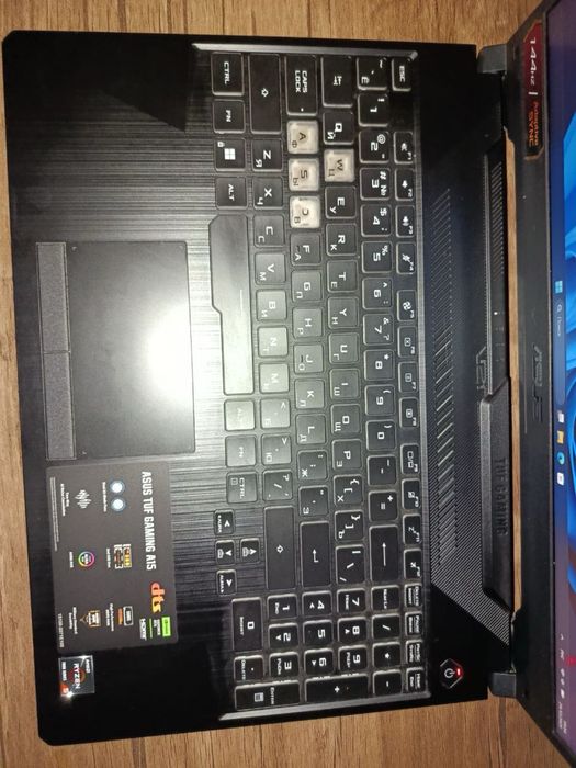 ASUS TUF Gaming FA506N в отличном состоянии
