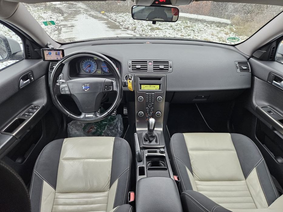 Volvo v50 R design e5