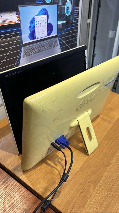 Мониторы 19 дюймов