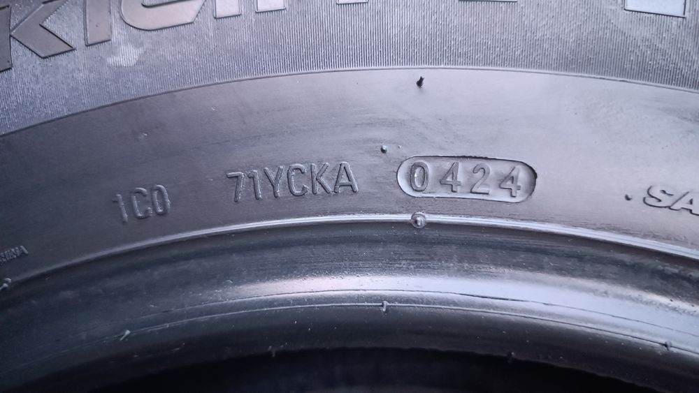 215/65/17 Nokian Дот 0424