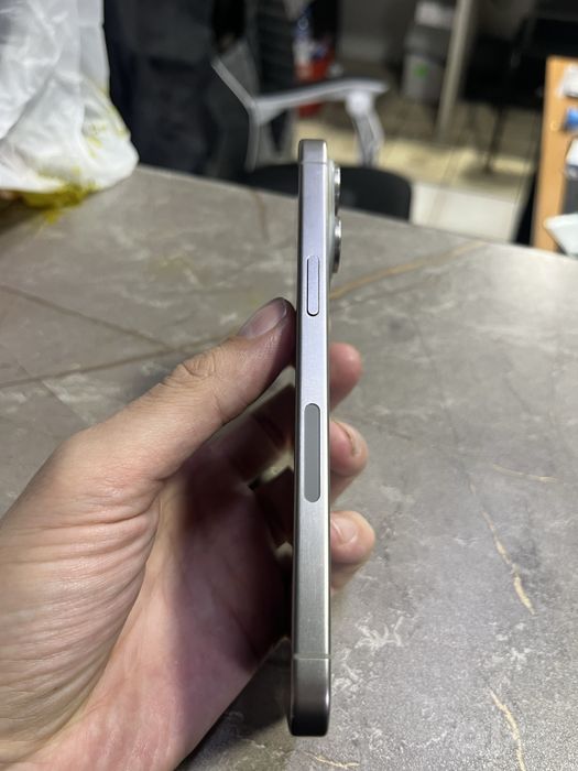 Iphone 15 pro max 512