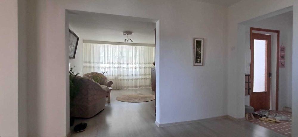 Proprietar | Ap. 4 camere, 87 mp util, Bvd. Traian (Bl. H4) - Priveliște deosebită + Boxă