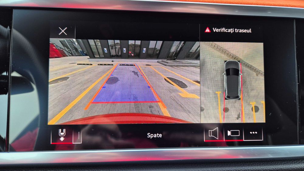 Vand Audi Q3 2.0 35 TDI quattro S tronic S Line 2021 unic proprietar.