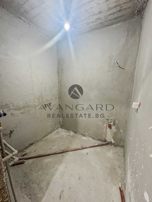 Продава се Двустаен апартамент в Пловдив, Тракия - 74 кв.м за 1655 €/кв.м - Снимка #4