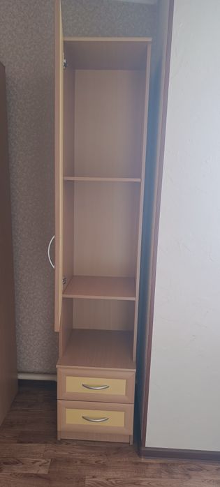 Спальный гарнитур для подростка б/у