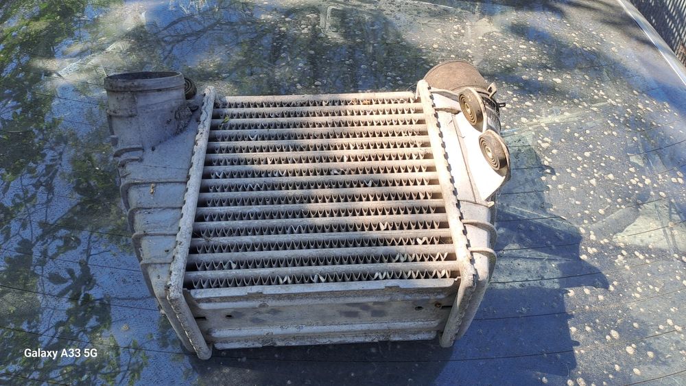 Интеркулер Шкода Октавия/Skoda Octavia
Много добро състояние.

Audi