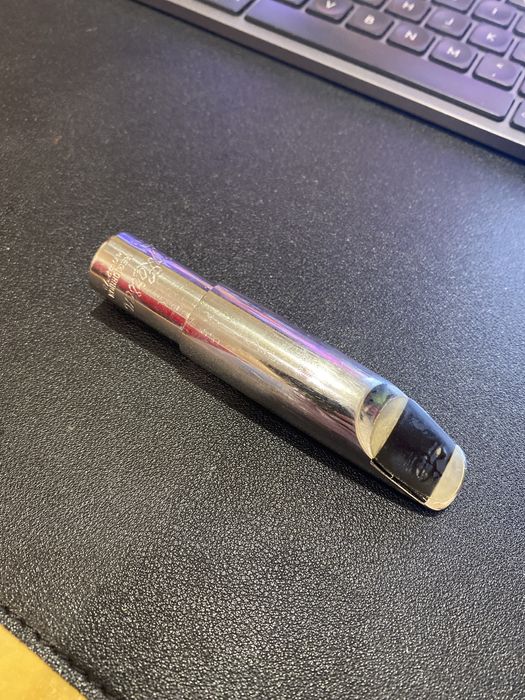 Mustiuc metal saxofon tenor Berl Larsen  105 sms