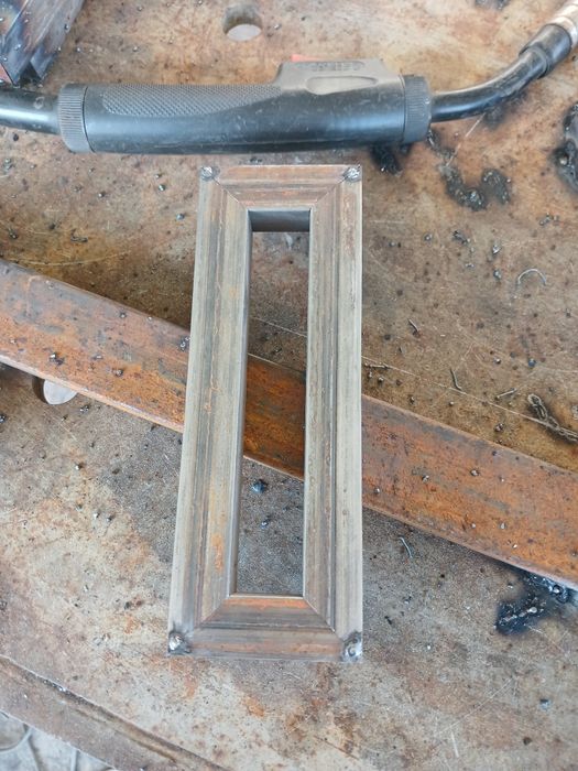 качелья садовая .