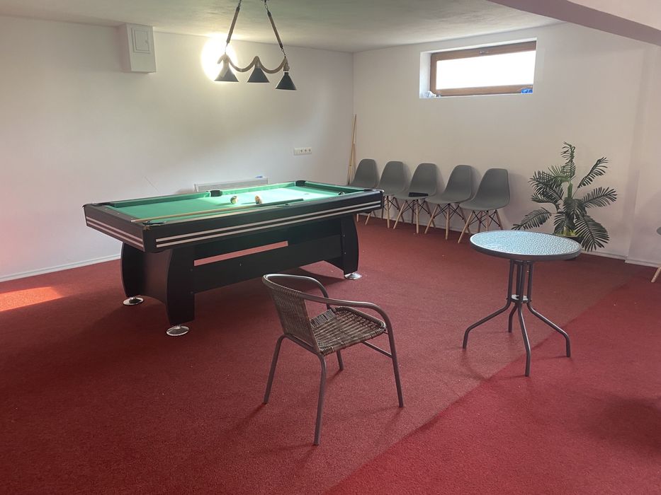 Cazare 6 camere vilă/ cabană/cu biliard,pișcină exterioară nou/ Sălaj