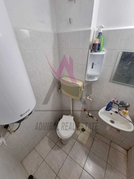 Дава се под наем Двустаен апартамент в Варна, Център - 68 кв.м за 410 € - Снимка #3