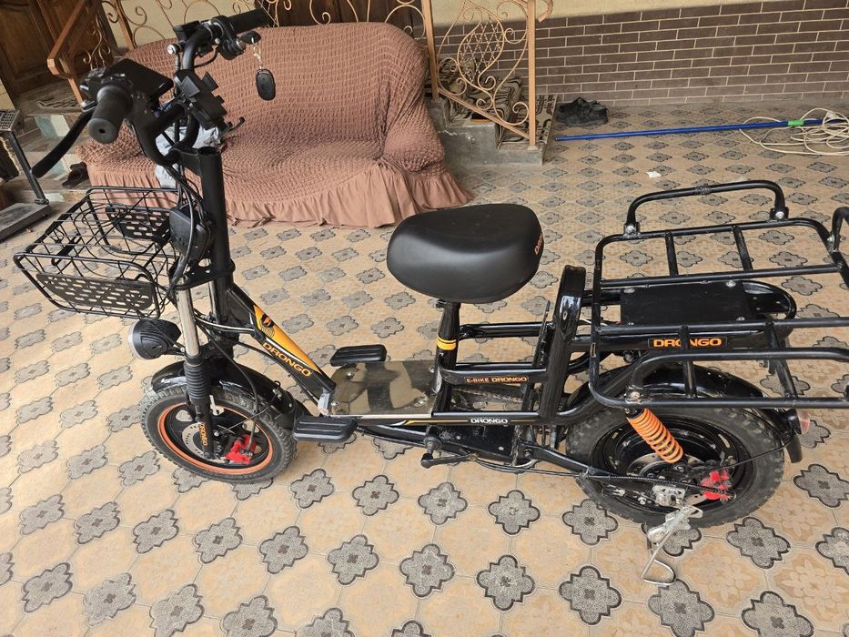 Drongo monstr yengde