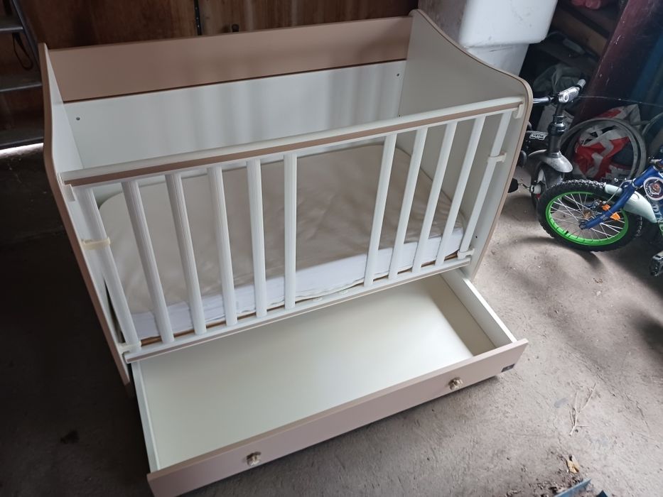 Lorelli детска кошара + матрак и протектор