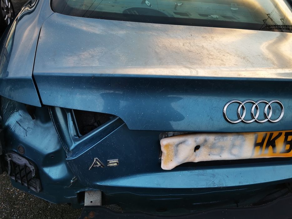 Багажник за ауди а5 / заден капак audi a5