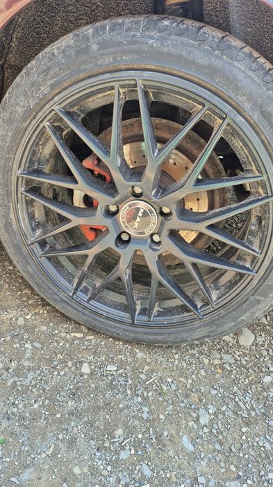 Vand jante r18 235 40 r18