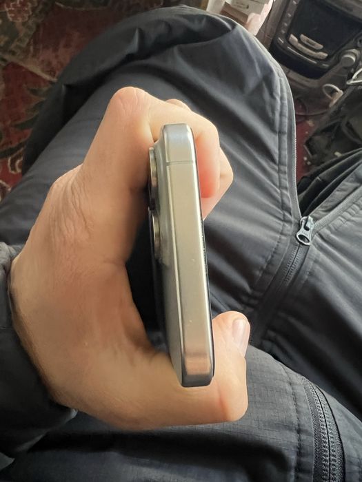 Iphone 15 pro max ideal xolatda 256/82%