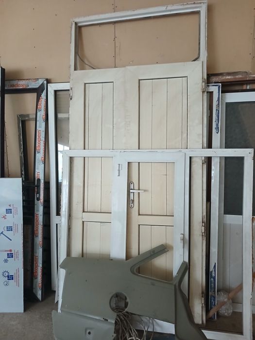 Эшик акфа срочно б|у яхши сосиаяния