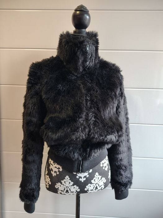 Пухкаво якенце -S -Benetton