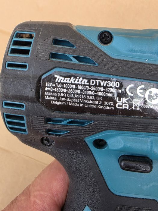 Makita Masina de insurubat cu impact DTW300 / original, nou