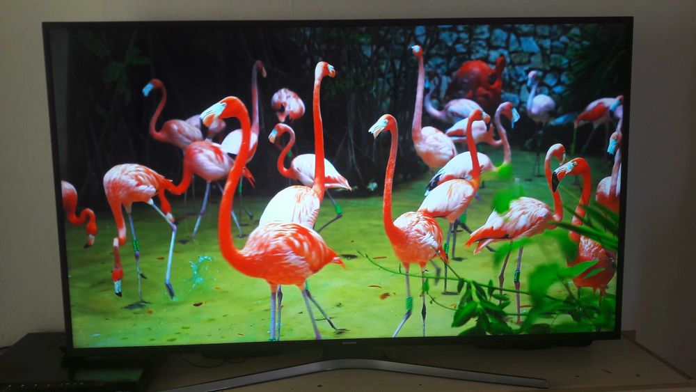 vand schimb samsung smart  tv 4k .139cm