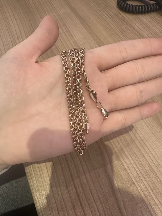 Продам золотую цепочку