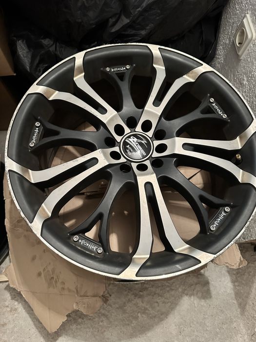 Джанти Barracuda Tzunamee R18 5x112 8J