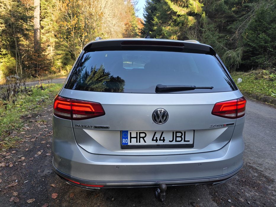 Passat B8 Alltrack an 2017 , euro 6 cutie manuală