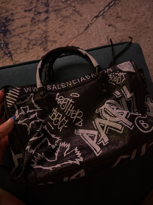 Balenciaga City small