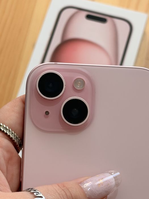 Iphone 15 roz, 128 gb