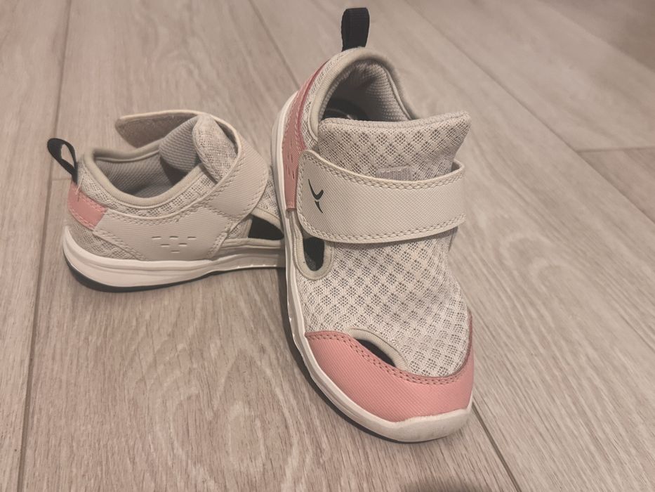 Adidasi+ sandale  comode marimea 29