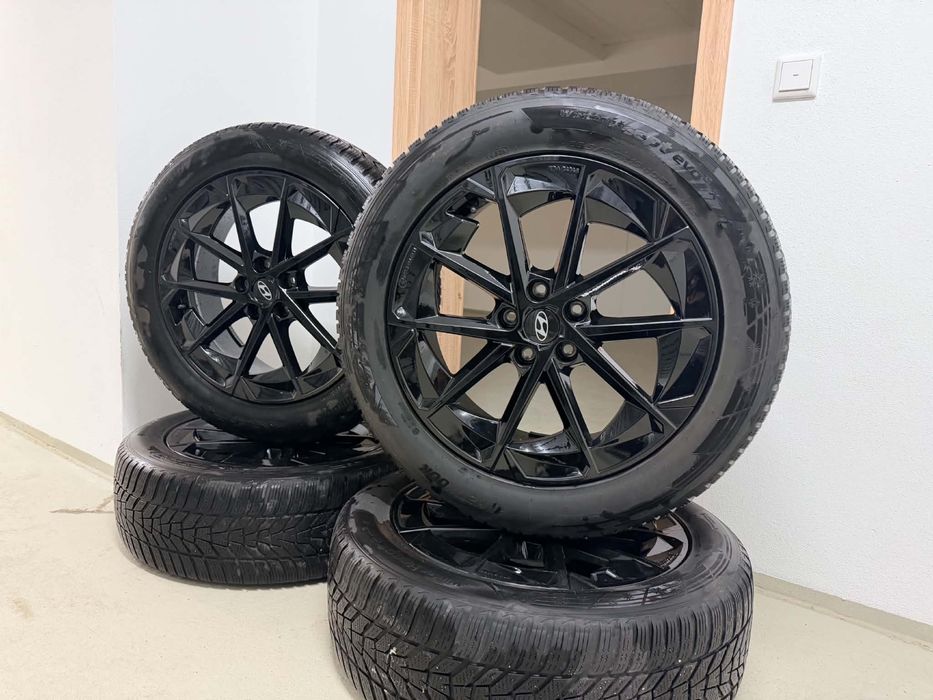 Jante originale Hyundai R19 5x114,3+ anvelope 235/55R19